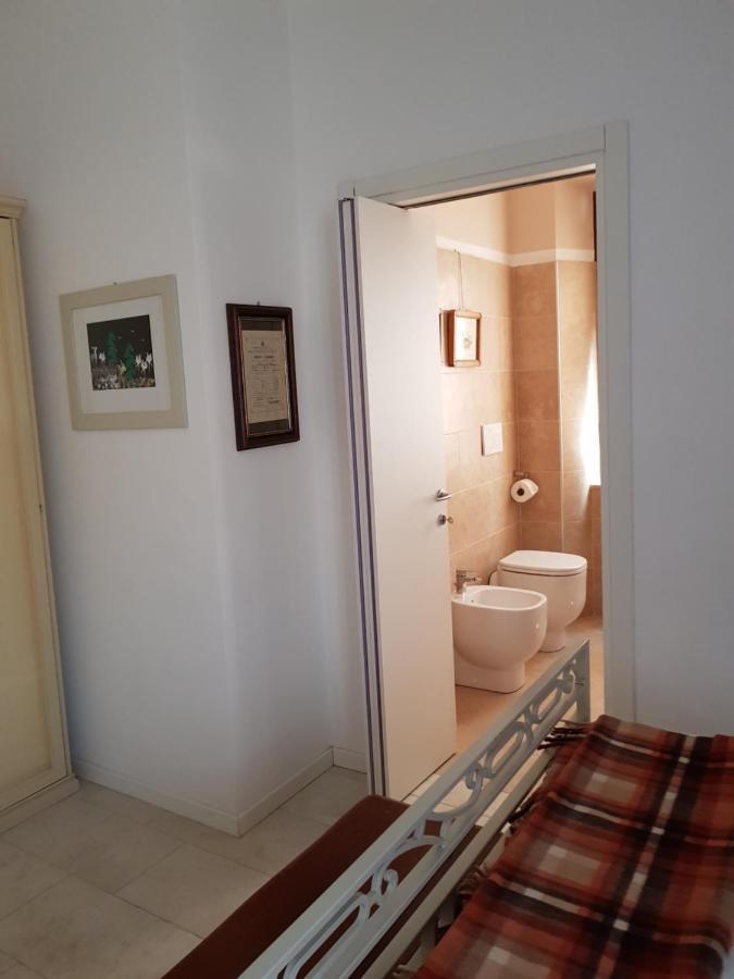 Dueterre Room & Host Fornole Exterior photo